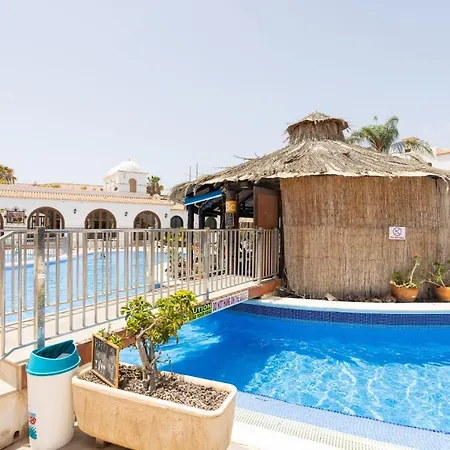 Daire 2 Bd & Garden Apt In Golf Del Sur